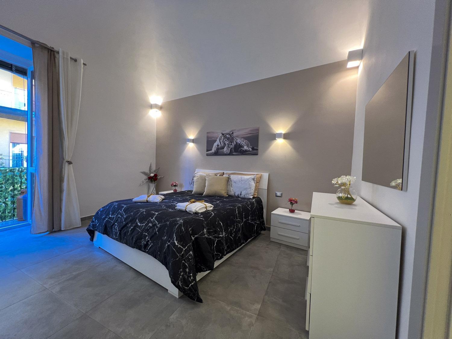 Leoscar Apartment In Catania Center Self Check-In Buitenkant foto