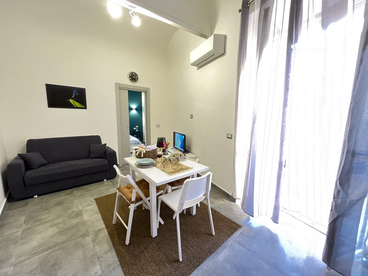 Leoscar Apartment In Catania Center Self Check-In Buitenkant foto